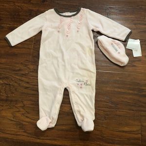 Calvin Klein ser 6-9m